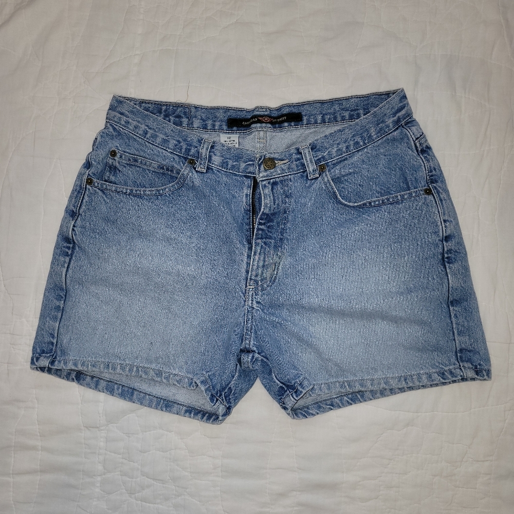 Size 12 vintage American Outpost jean shorts